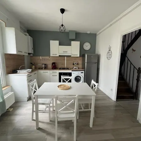 Apartmán T2 *